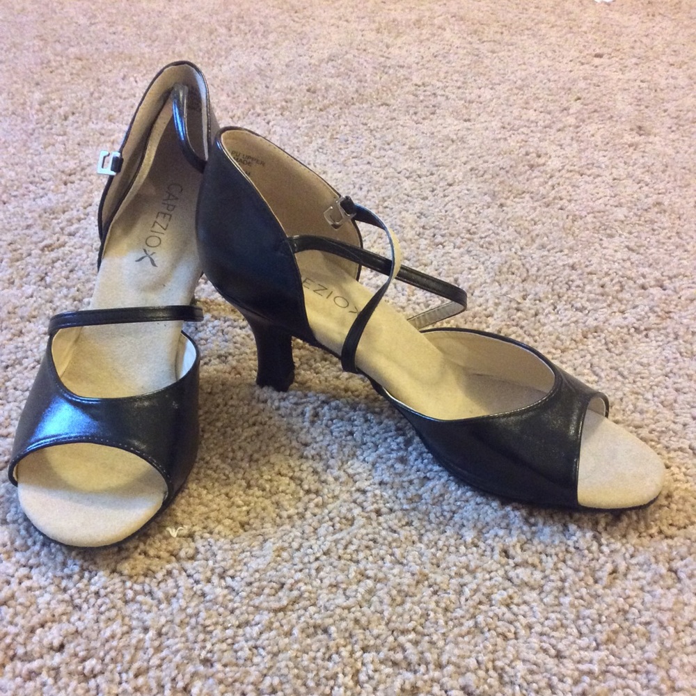 Capezio Size 9.5 Dance Heels